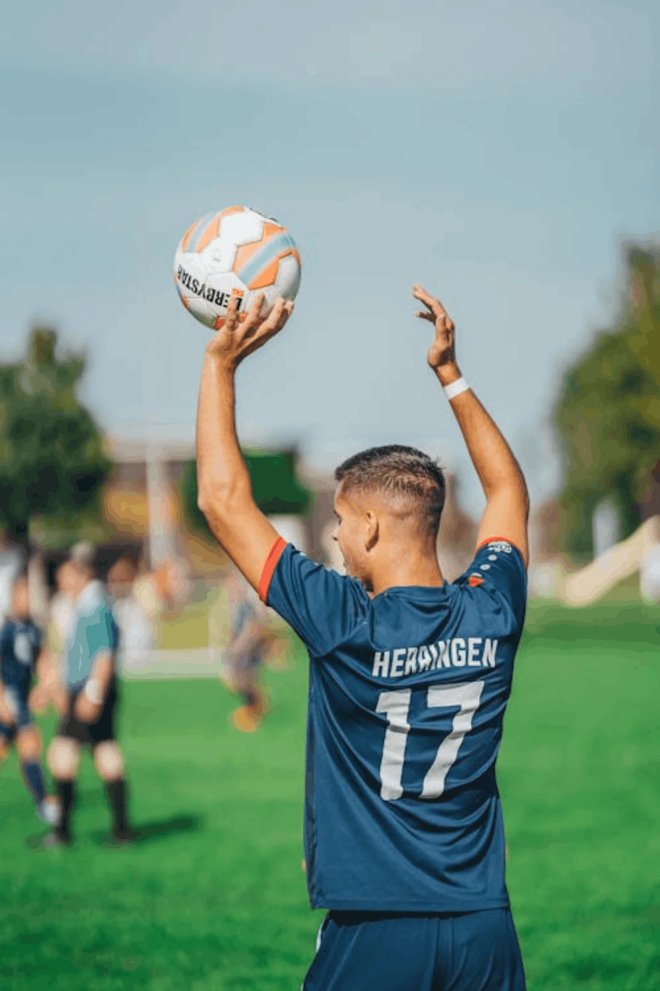 Speler klaar om in te gooien